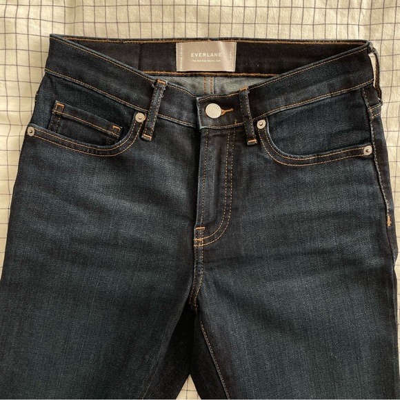 Everlane The Mid-Rise Skinny Jean Dark Indigo - Picture 5 of 6